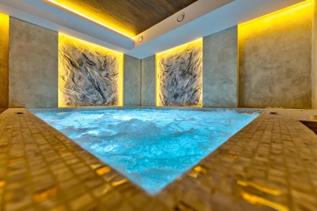 Mans Lux 8 Apartman Zlatibor Ngoại thất bức ảnh
